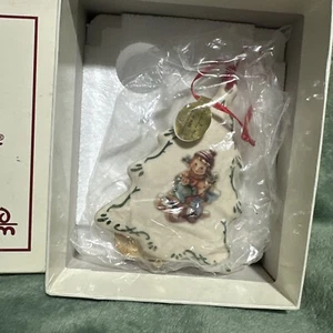 2006  MJ Hummel tree shaped Christmas Ornament - Picture 1 of 12