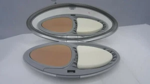 GIVENCHY TEINT MIROIR COMPACT LONG LASTING POWDER FOUNDATION #8 OIL-FREE - Picture 1 of 5