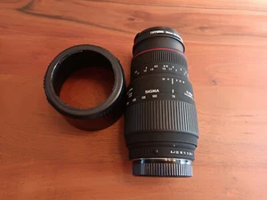 Sigma DG APO 70-300mm f/4.0-5.6 AF Lens For Pentax AF DSLR & SLR - Picture 1 of 1