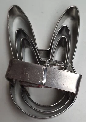 Lot of 3 Metal Preowned Rabbit Head Scaled Size Cookie Cutters with Handles - image 1 of 4