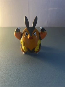 Figura Pokémon Pignite McDonald’s Toy 2012 Usada - Imagen 1 de 3