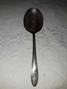 Vintage QUEEN BESS Tudor Plate / Oneida Community BERRY/SERVING SPOON  8 1/2” - Picture 1 of 6