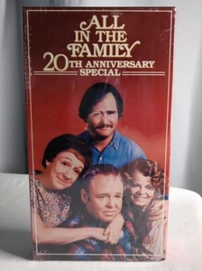 All in the Family: 20th Anniversary (VHS, 1991) Brand New, Factory Sealed - Foto 1 di 7