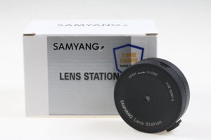 SAMYANG für Sony Lens Station black 