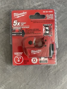 Milwaukee 48-22-4250 - 1/2 in. Mini Copper Tubing Cutter (NEW OPEN BOX) - Picture 1 of 4