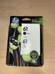 Paquete combinado de cartuchos de tinta tricolor HP 61 negro y 61 nuevo en caja *Exp. febrero 2015 - Imagen 1 de 4