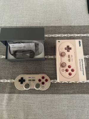 8Bitdo SN30 Pro Bluetooth wireless game controller gamepad grey for Switch PC - Image 1 of 4