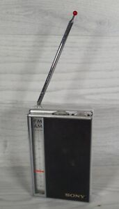 Sony Transistor AM FM Radio TFM-825L 9 V Battery - Turns On - For Parts Repair