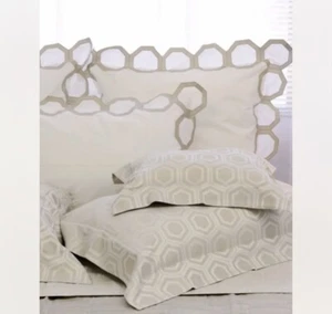 Pratesi Original Queen sheet set (4pieces)Meteora Appliqué w/linen Color - Picture 1 of 11