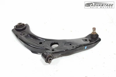 MAZDA CX-30 2020-24 AWD suspensión delantera izquierda lado del conductor brazo de control inferior OEM Foto 1 de 4