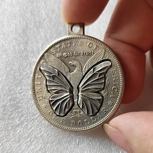 Münze mit beweglicher Mechanismus "Silber Schmetterling" vergoldet tolle Hobo-Kunst - Bild 1 von 3