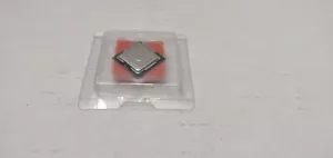 Intel Dual Core i3-3225 CPU Processor SR0RF, 3.30GHz Frequency, Socket LGA1155 - Picture 1 of 4