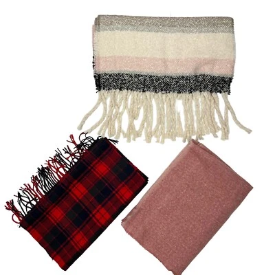 Old Navy/American Eagle/Maurices Women’s Winter Neck Scarves Lot/3 Multi Colors - Image 1 of 4