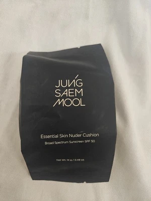 JUNG SAEM MOOL Essential Nuder Cushion 14g Fair Light #17 SPF 50+  1 Refill Only - Image 1 of 4