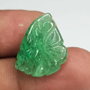9.73 Ct Natural Emerald Zambian Rich Green Untreated Loose Gemstone Carving - Picture 1 of 8