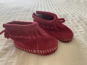 Minnetonka Baby Girl Size 1 Pink Double Fringe Leather Zip Up Moccasins Booties - Picture 1 of 6
