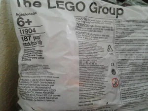 The Lego Group 11904 187pcs - Picture 1 of 3