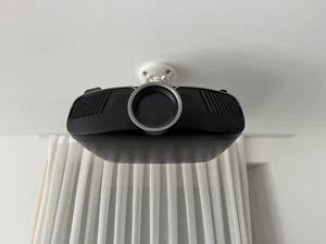 4K Heimkino-Beamer Epson EH-TW 9400 Schwarz 2600 Lumen - Bild 1 von 2