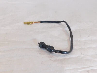 Interruptor de luz de freno de pie trasero Suzuki Intruder 700 750 VX800 LS650 Savage GSXR750 Foto 1 de 4
