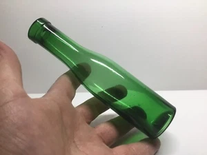 Kleine schlanke antike satte grüne Lebensmittel-/Gewürzflasche. - Bild 1 von 4