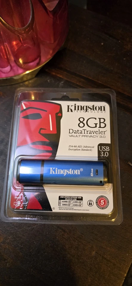 8 GB Kingston Data Traveler with Vault Privacy 256-bit AES Encryption- USB 3.0 - Image 1 of 1