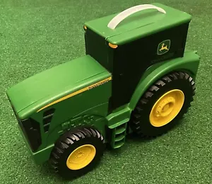 John Deere Traktor Kunststoff Transportkoffer Druckguss Auto LKW Aufbewahrung ERTL grün #2 - Bild 1 von 9