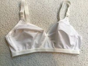 Playtex Cross Your Heart Side Shaping White Bra 34C Soft Cup 767 Vintage USA - Picture 1 of 8