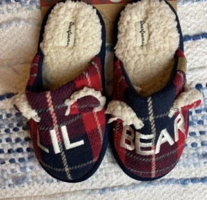 Dearfoams Youth Size 13/1 "LIL BEAR" Red And Blue Plaid Memory Foam Slippers - Picture 1 of 3