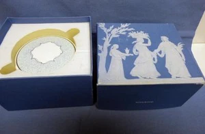 CAJA DE BARATIJAS DE POLVO DE JOYERÍA DE MADERA DE VENECIA DE HUESO DE PORCELANA WEDGWOOD EN CAJA ORIGINAL DE COLECCIÓN - Imagen 1 de 1