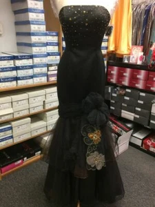 LoraLie Beaded Prom Evening Special Occasions Black Dress Mermaid size 8 - Picture 1 of 10