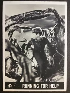 1966 TOPPS LOST IN SPACE #42 "RUNNING FOR HELP" - Picture 1 of 3