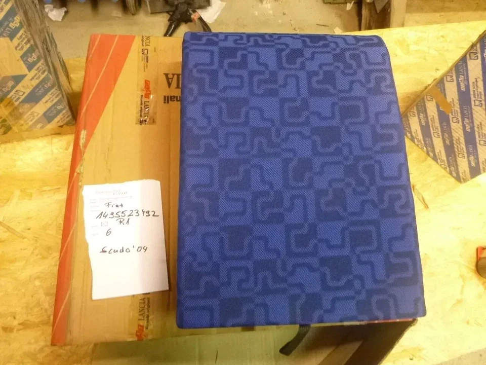 Fiat Scudo '04 Rückenlehne Ablage blau 1495523492 Becherhalter NEU - Изображение 1 из 1