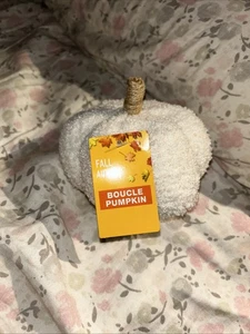 zucca boucle autunno bianco nuova con etichetta - Foto 1 di 23