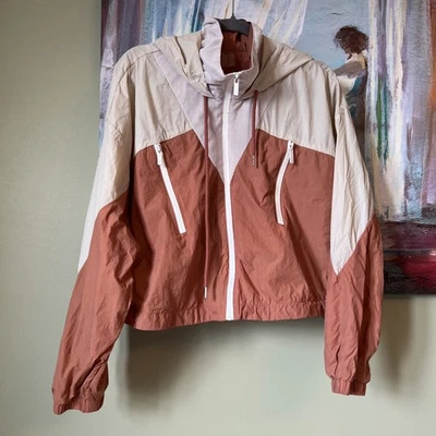 Chaqueta cortavientos deportiva vintage años 80 Revival talla L marrón crema recortada retro Y2K Foto 1 de 4