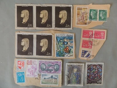 20 Collectible French Stamps 1964 - 1975 - Image 1 of 4
