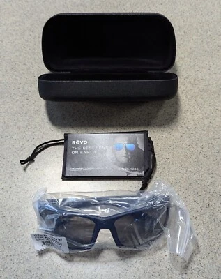 Revo Rebel RE113705GY AZUL MATE/GRIS (Colaboración Bear Grylls) Foto 1 de 4