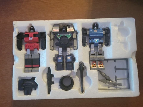 Original 1986 g1 reflector.   With original 1986 mail away box and Styrofoam Cover