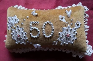 PRETTY EMBELLISHED VELVET PINCUSHION in the Victorian Style - Picture 1 of 7