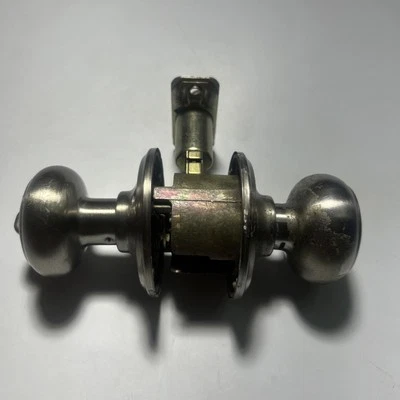 VTG Schlage Front Door Brushed Nickel - Lock Keyhole Knob & Entry Knob  #HJL0315 - Image 1 of 4