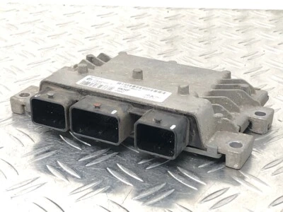 Centralina motore centralina motore iniezione FORD Fiesta VI CB1 C1BG12A650AF - Immagine 1 di 4