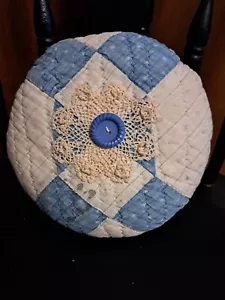 Folk Art Quilted Vintage Handmade Mini Pillow Folk Art Cutter Quilt Pillow - Picture 1 of 8
