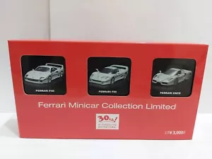 1:64 Kyosho 30Th Anniversary FERRARI F40 F50 ENZO WHITE MINT BOXED LIMITED - Picture 1 of 8