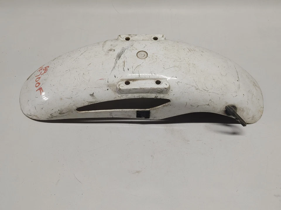 Guardabarros delantero Honda Interceptor 700 VF700 1984 61100-MB2-000ZE Foto 1 de 4