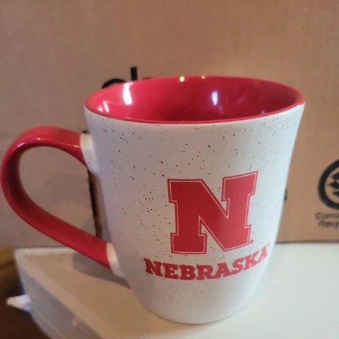 Nebraska Cornhuskers 16 oz Granite Mug Cover