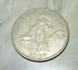 Republic of the Philippines 25 Centavos coin 1966 (1958-1966) Coat of arms - Picture 1 of 2