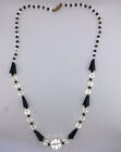 Vintage Lucite Perlenfassverschluss Halskette schwarz weiß Retro Pinup Mädchen