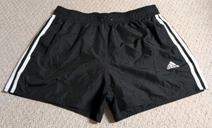 Adidas pantaloncino uomo grande bianco e nero a righe 100% poliestere 24 - Foto 1 di 12