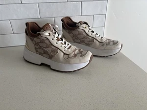 Michael Kors Muse Trainer Mk Outline Jacquard in Light Cream Size: 8.5 M - Picture 1 of 9