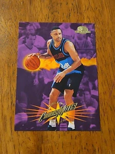 95 96 1996 tarjeta de baloncesto Skybox Chris Mills #21 - Imagen 1 de 2