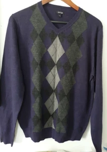 APT.9 Purple Gray Charcoal ARGYLE Merino WOOL Men Size Large L V-Neck Sweater - Picture 1 of 3